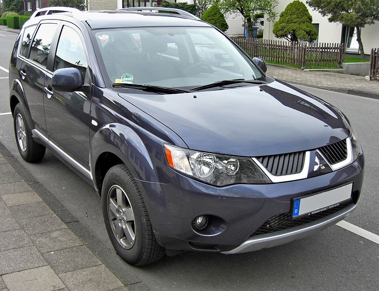 MITSUBISHI OUTLANDER XL  (2010 - ..)